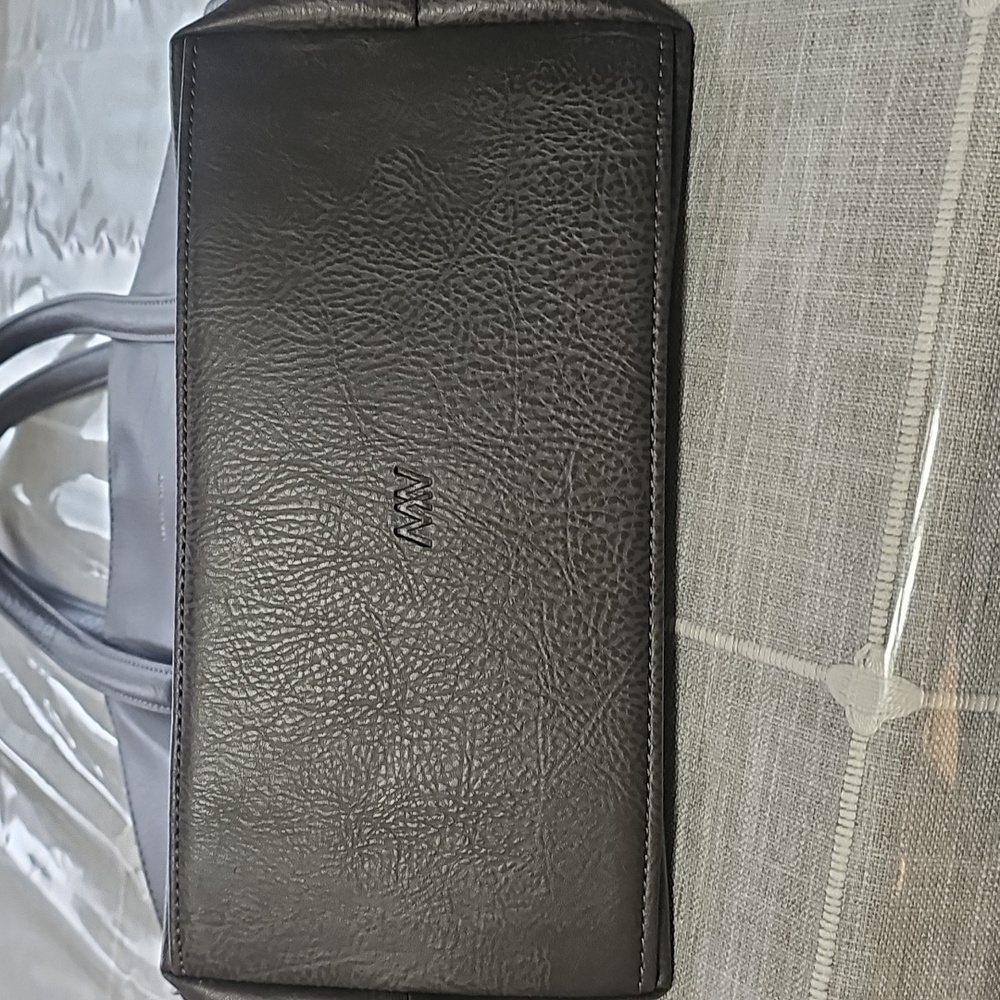 Matt & NatBaxter Vegan Handbag. - Picture 13 of 17